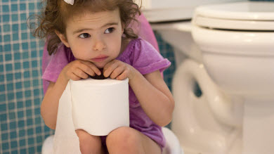 Constipation: la physiothérapie pour soulager les enfants