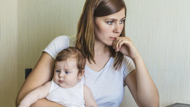 Trop de pensées négatives nuiraient aux interactions entre une mère et son bébé