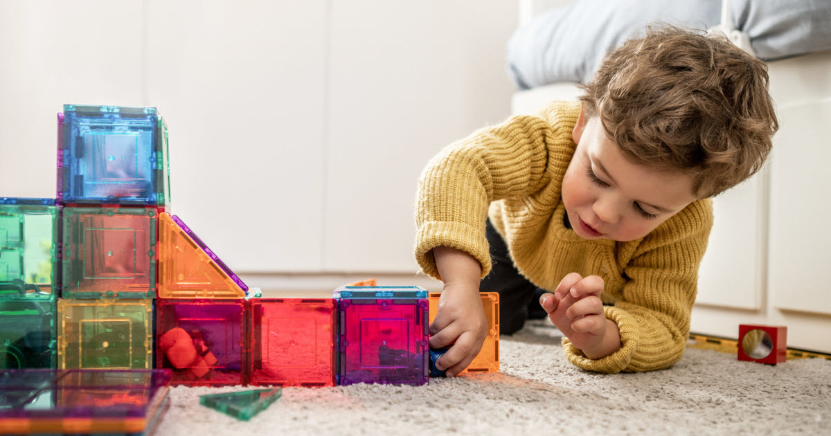 En manchettes: Sécurité des jouets – Cerveau des nouveaux papas – Goûts alimentaires du foetus – Droits des tout-petits