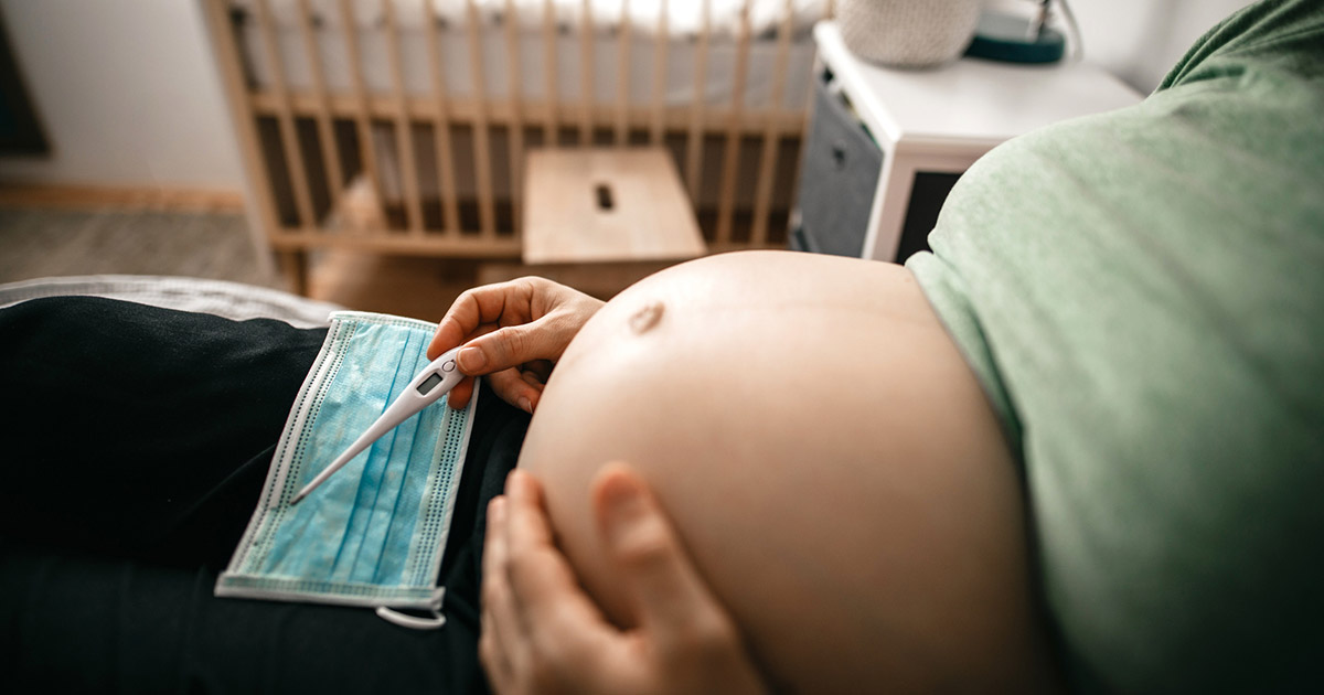 COVID-19: les femmes enceintes plus à risque?