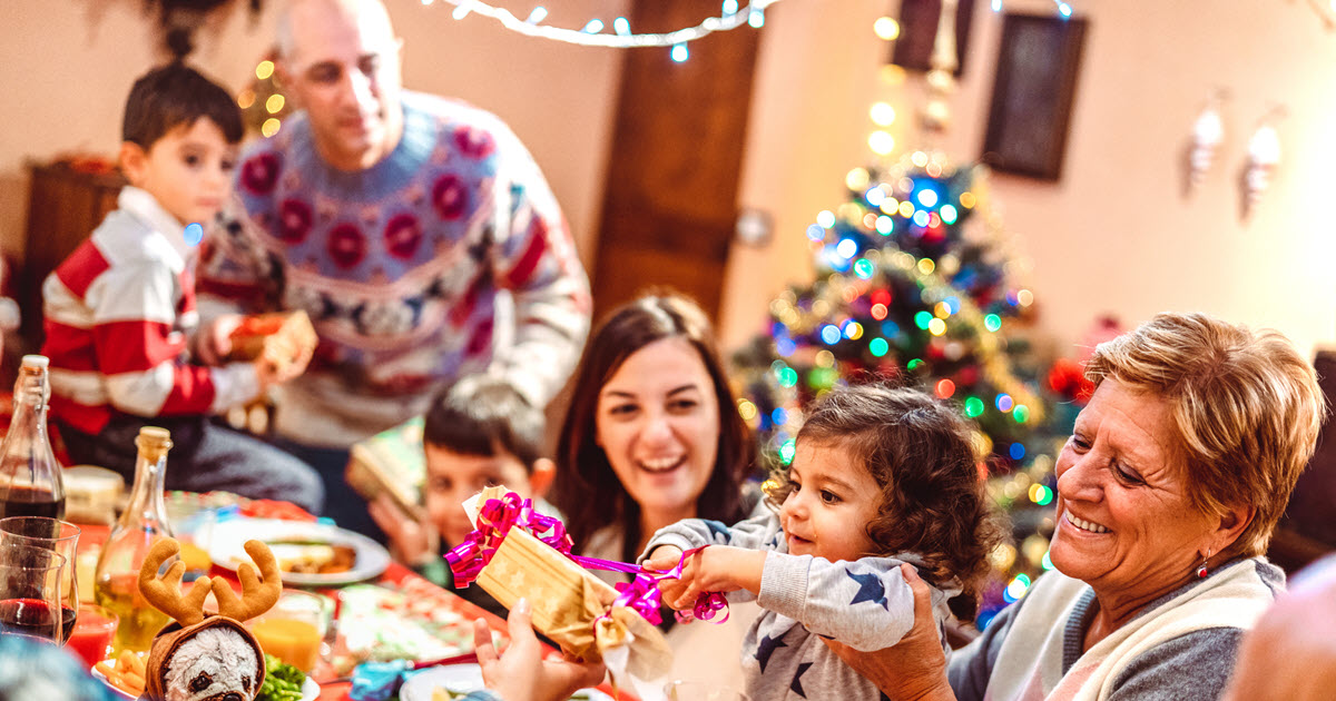 Temps des fêtes et COVID-19: des précisions sur les rassemblements