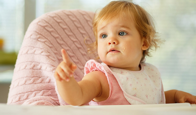 10–12 months old: Fine motor skill development