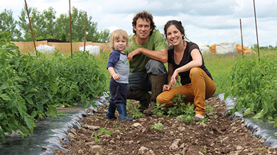 Entrevue: élever son enfant sur une ferme 