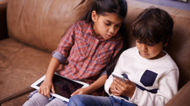 Tragédie dans les médias: quels impacts sur les enfants?