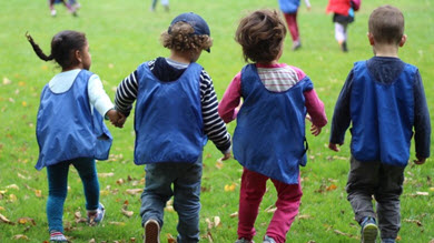 Garderies en pleine nature: des effets positifs sur les enfants