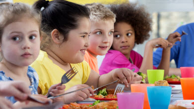 En manchettes: obésité, sommeil des parents et préparation des repas