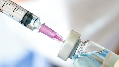 En manchettes: Vaccin contre la grippe – Jouer à faire semblant – Écrans en classe – Ressources