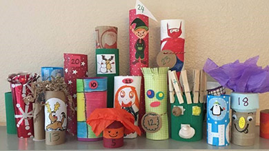 Calendrier maison du temps des fêtes en matières recyclées