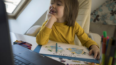 COVID-19: la nouvelle plateforme éducative pour les élèves maintenant en ligne