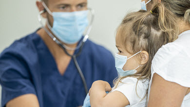 COVID-19: les symptômes les plus courants chez les enfants et les bébés