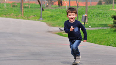 L'enfant qui veut toujours être le premier