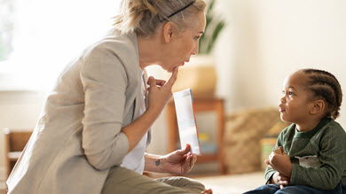 Enfants aux besoins particuliers: un accès difficile à des services de soutien