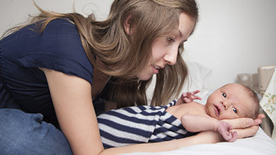 Être mal à l'aise avec bébé