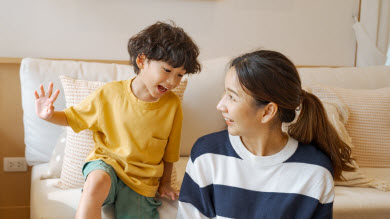 Aider son enfant à raconter sa journée
