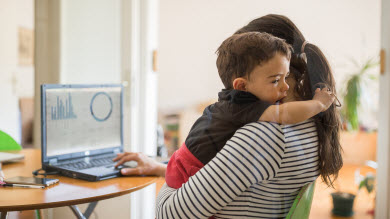 Pandémie: comment se portent les parents de tout-petits?