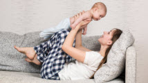 15 jeux d’éveil amusants à faire avec bébé